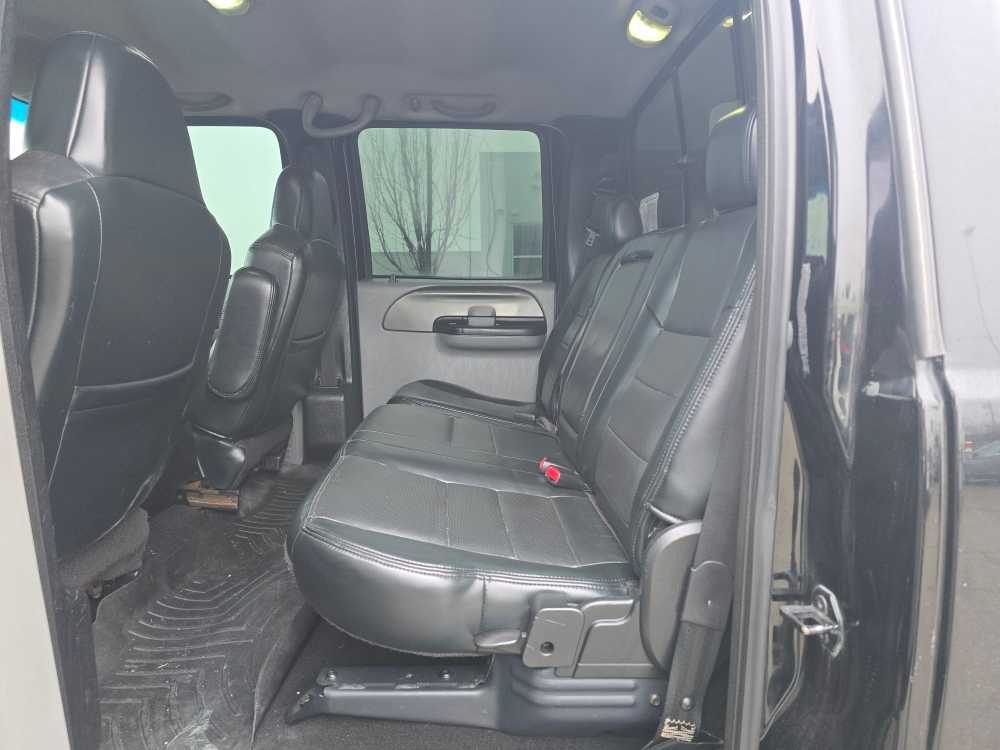 Thumbnail: 2005 Ford F-250 - 17