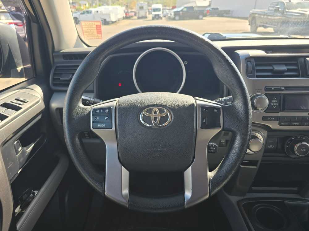 Thumbnail: 2011 Toyota 4Runner - 11