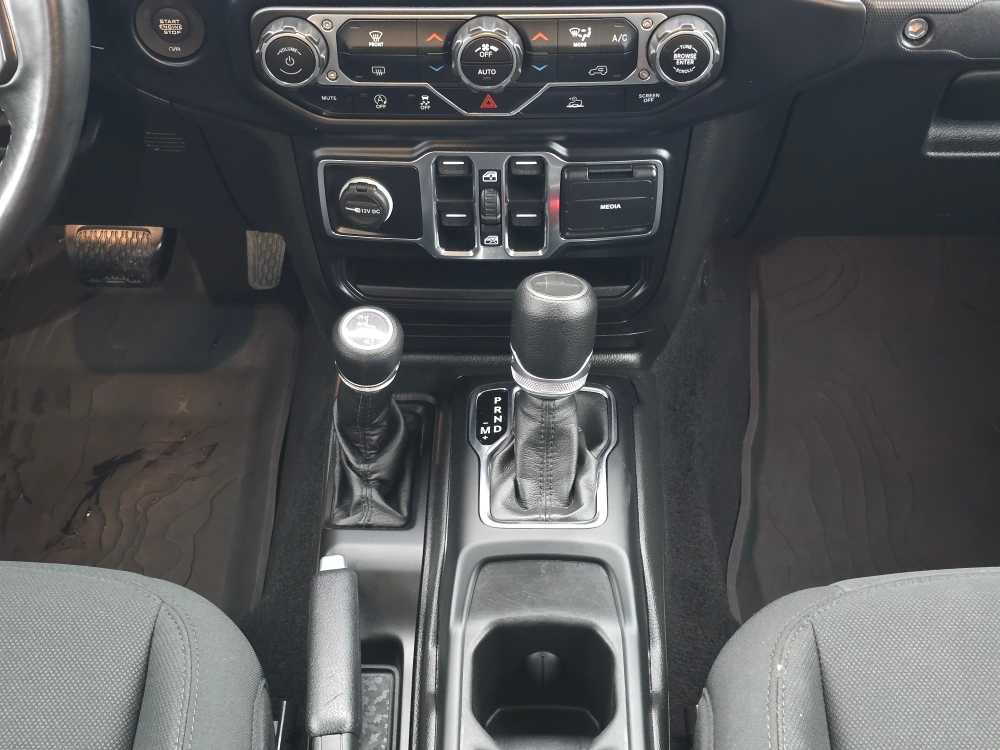 Thumbnail: 2022 Jeep Gladiator - 13