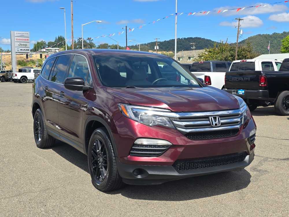 Thumbnail: 2016 Honda Pilot - 7