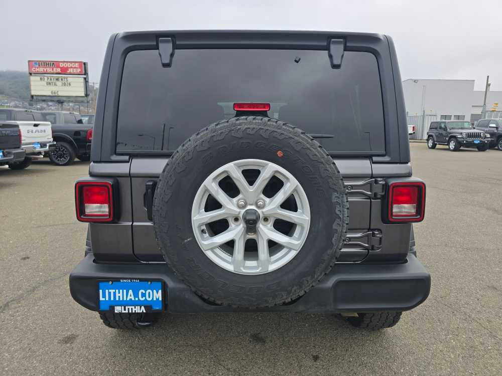 2023 Jeep Wrangler Sport RHD photo 4