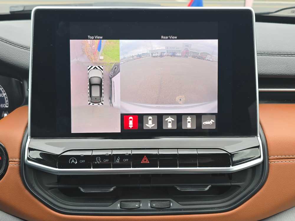 Thumbnail: 2023 Jeep Compass - 19