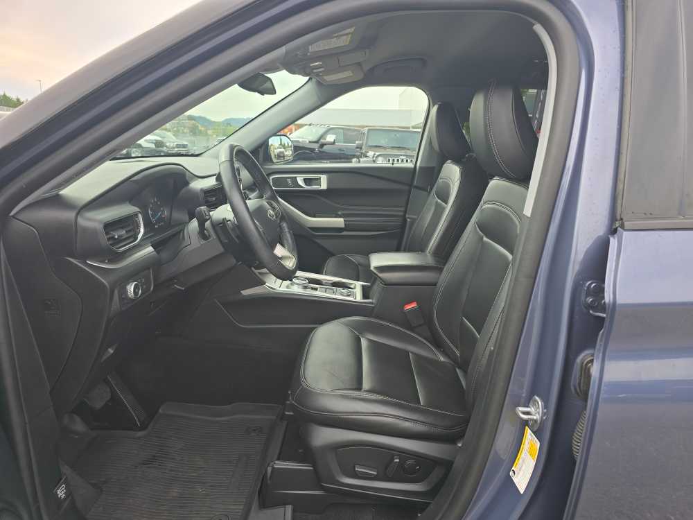 Photo 8