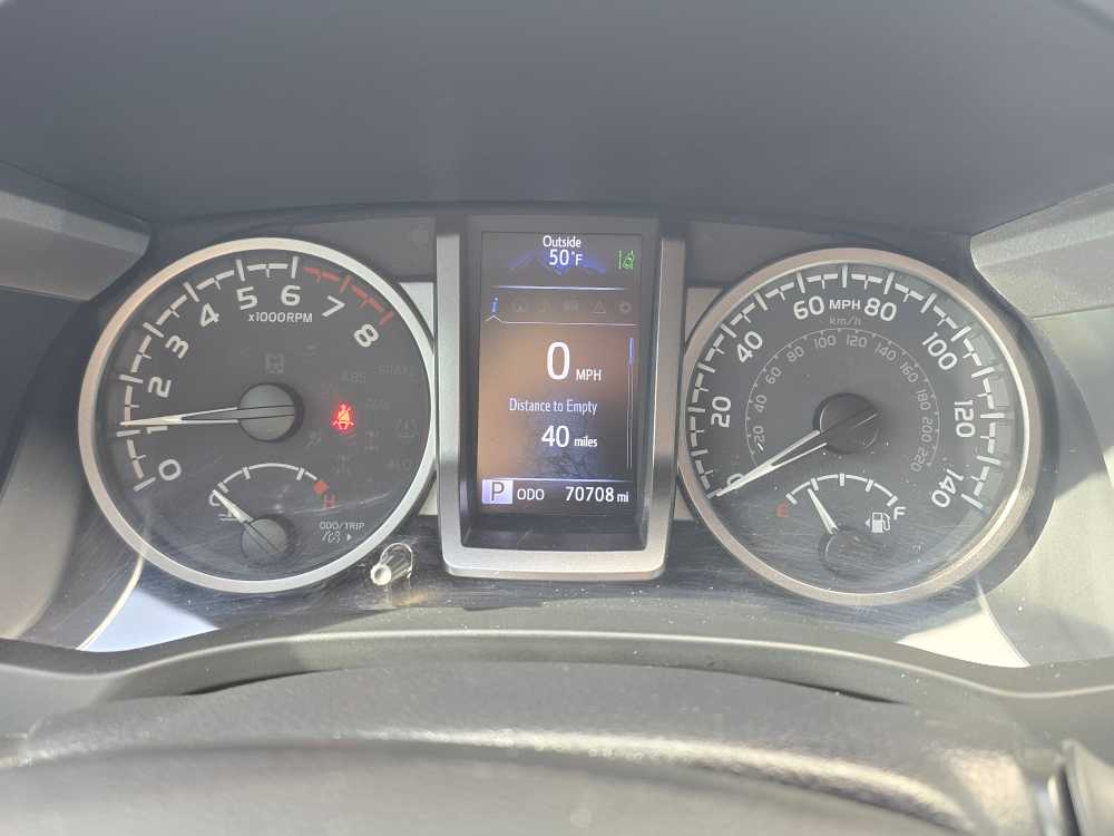 Thumbnail: 2021 Toyota Tacoma - 21