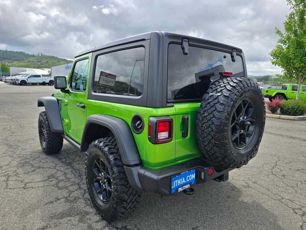 2025 Jeep Wrangler Willys photo 3