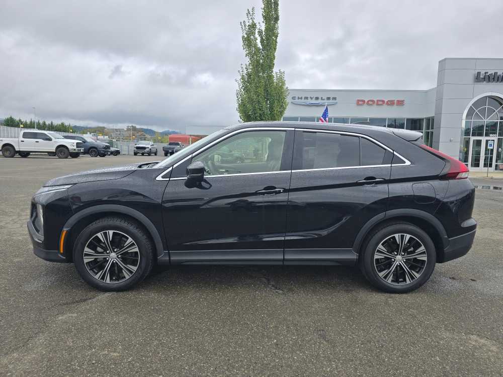 Thumbnail: 2022 Mitsubishi Eclipse Cross - 2
