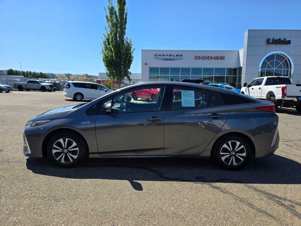 Thumbnail: 2018 Toyota Prius Prime - 2
