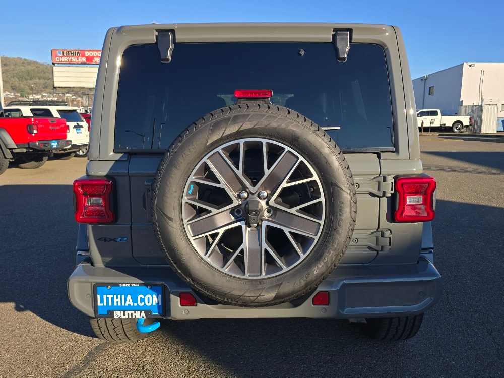 Thumbnail: 2022 Jeep Wrangler - 4