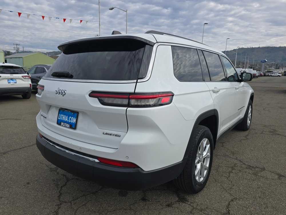 Thumbnail: 2023 Jeep Grand Cherokee - 5