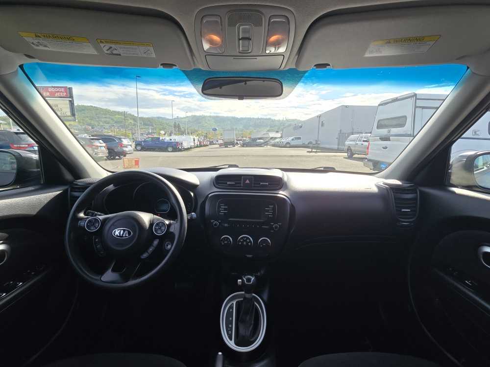 Thumbnail: 2018 Kia Soul - 16