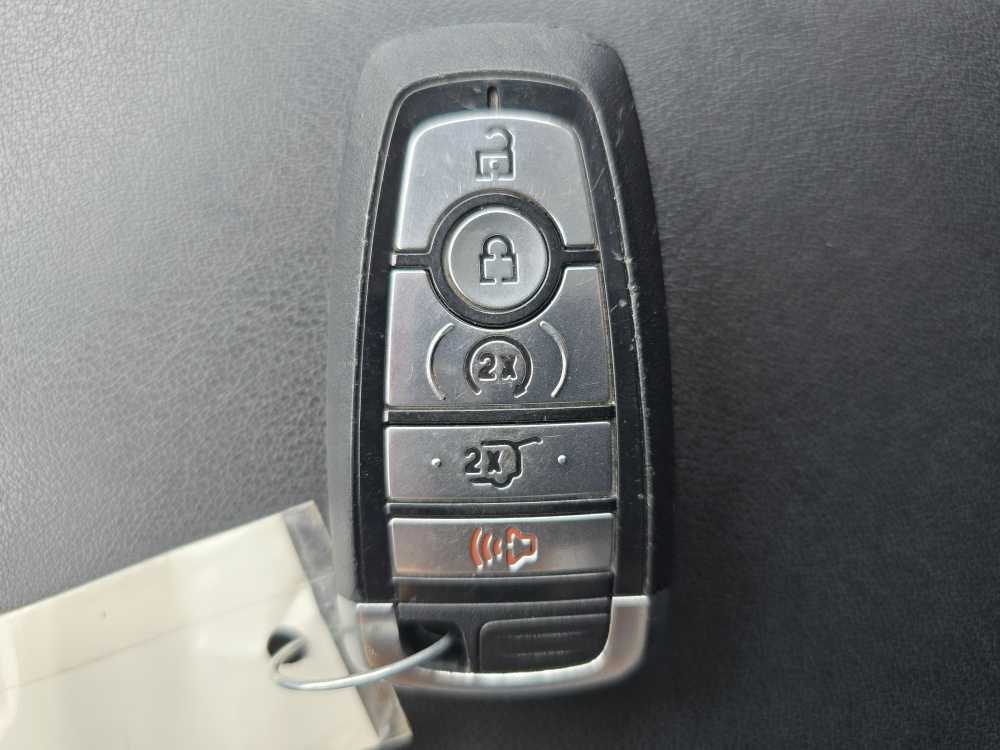 Thumbnail: 2023 Ford Edge - 21