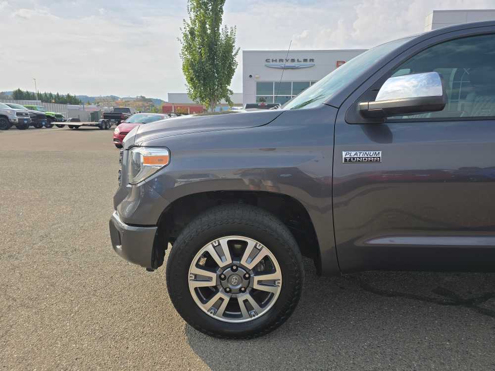 Thumbnail: 2018 Toyota Tundra - 18