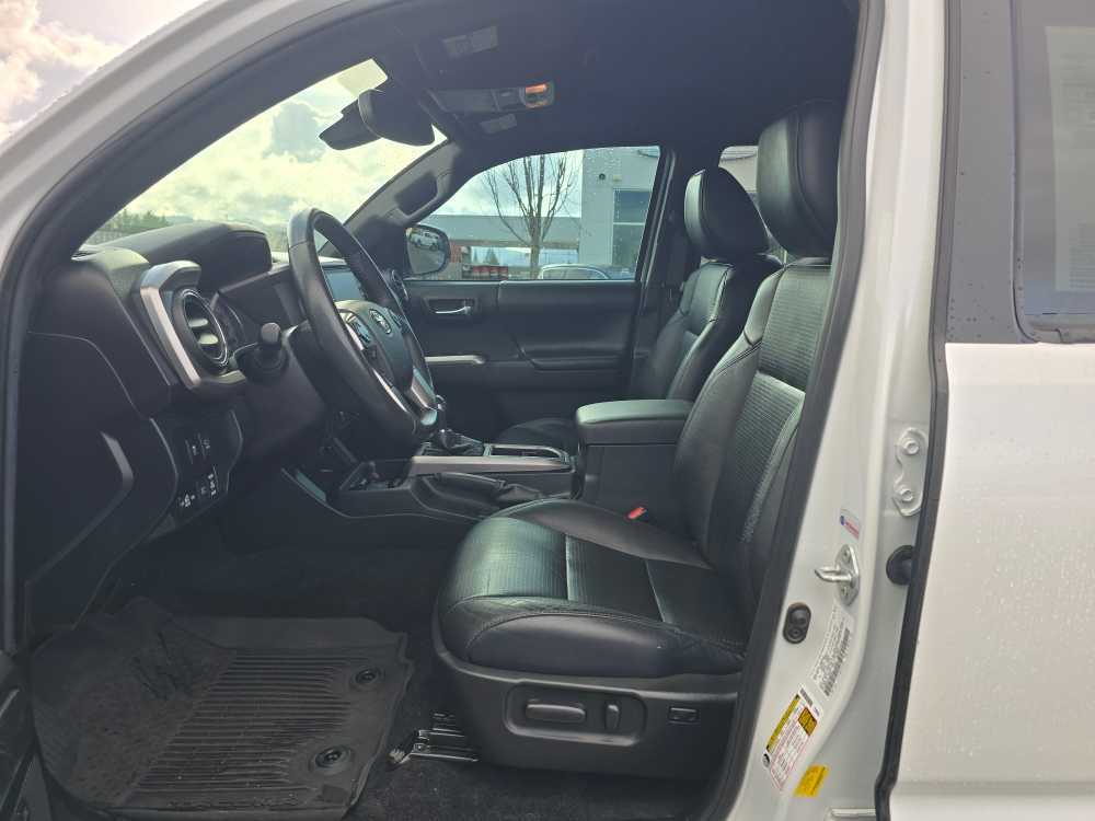 Thumbnail: 2021 Toyota Tacoma - 9