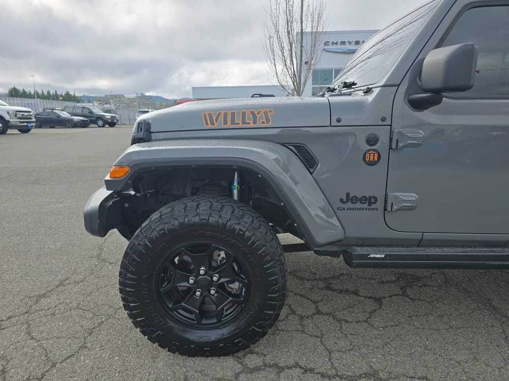 Thumbnail: 2021 Jeep Gladiator - 18