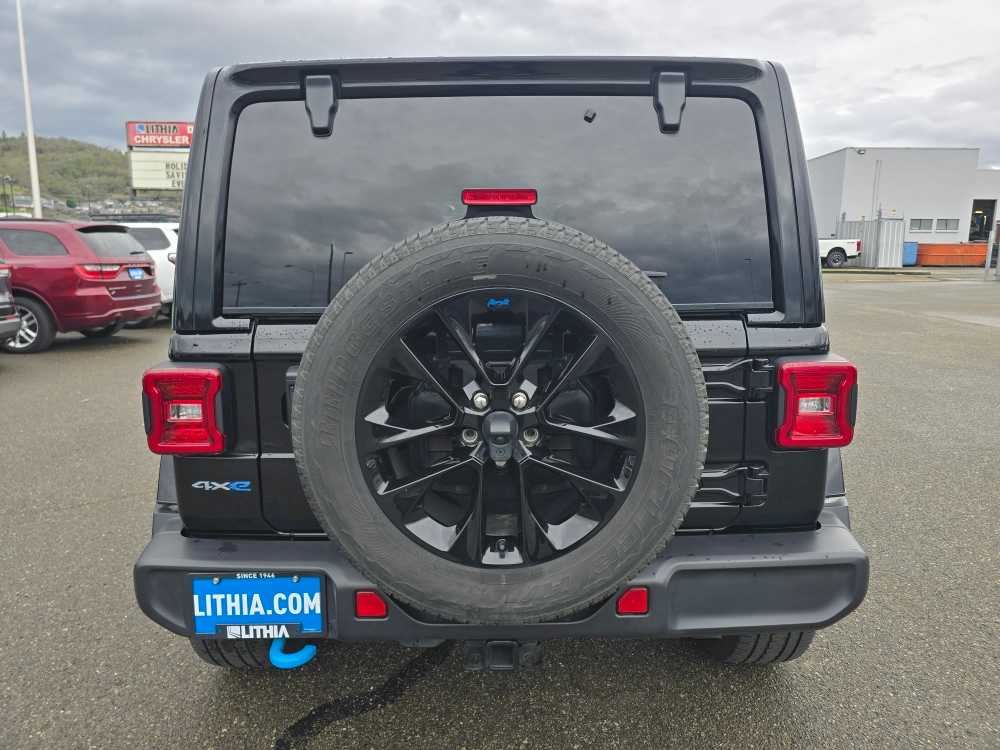 Thumbnail: 2023 Jeep Wrangler - 4