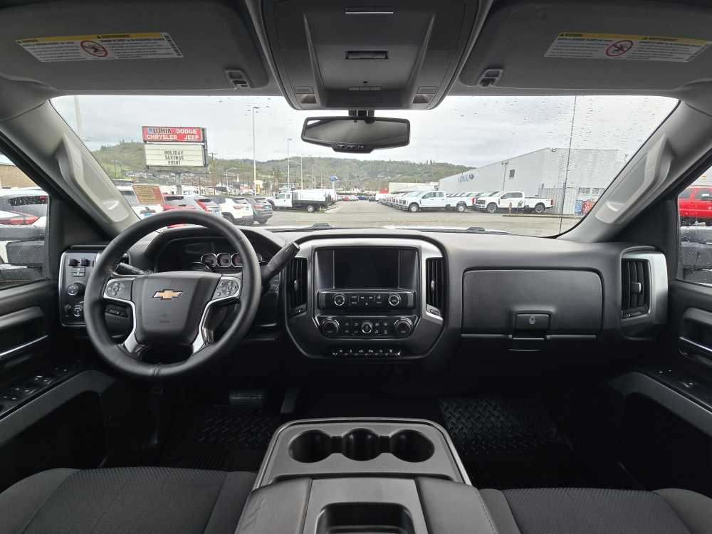 Thumbnail: 2015 Chevrolet Silverado 3500 - 15