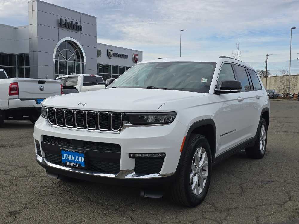 Thumbnail: 2023 Jeep Grand Cherokee - 1