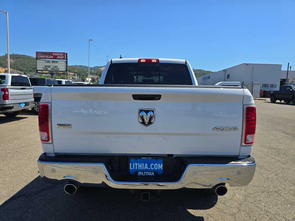 2017 Ram 1500 Laramie photo 3