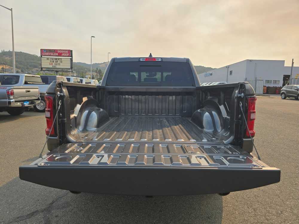 Thumbnail: 2026 RAM 1500 - 19