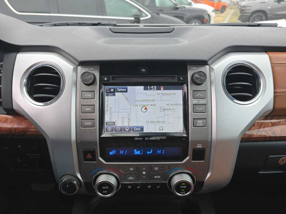 Thumbnail: 2018 Toyota Tundra - 12