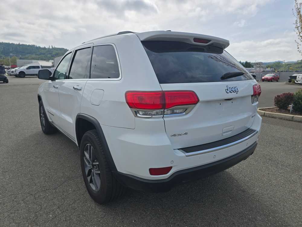 Thumbnail: 2019 Jeep Grand Cherokee - 3