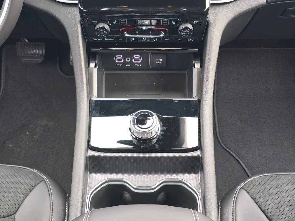 Thumbnail: 2025 Jeep Grand Cherokee - 13