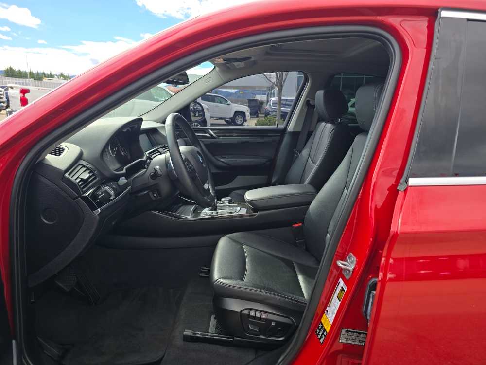 Thumbnail: 2016 BMW X4 - 9