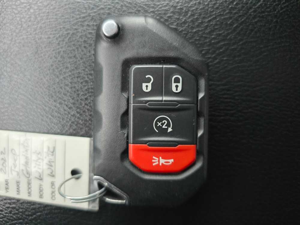 Thumbnail: 2022 Jeep Gladiator - 22