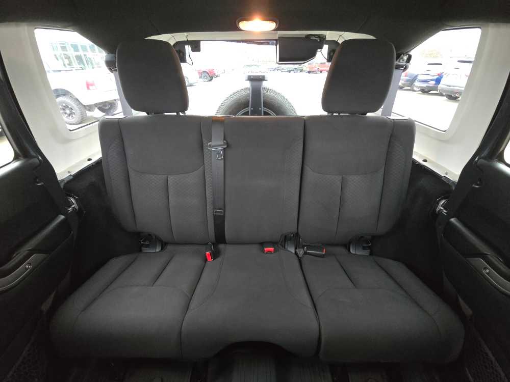 Thumbnail: 2018 Jeep Wrangler - 17