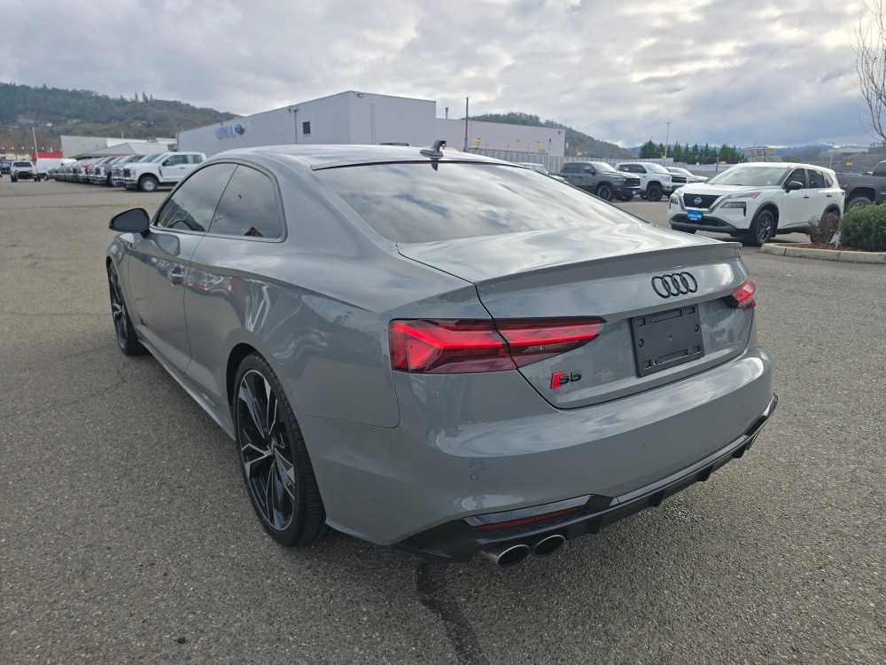 Thumbnail: 2020 Audi S5 - 3