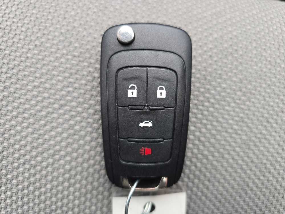 Thumbnail: 2014 Chevrolet Cruze - 21