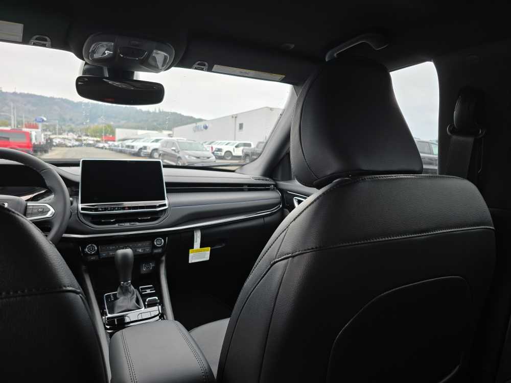 Thumbnail: 2026 Jeep Compass - 14