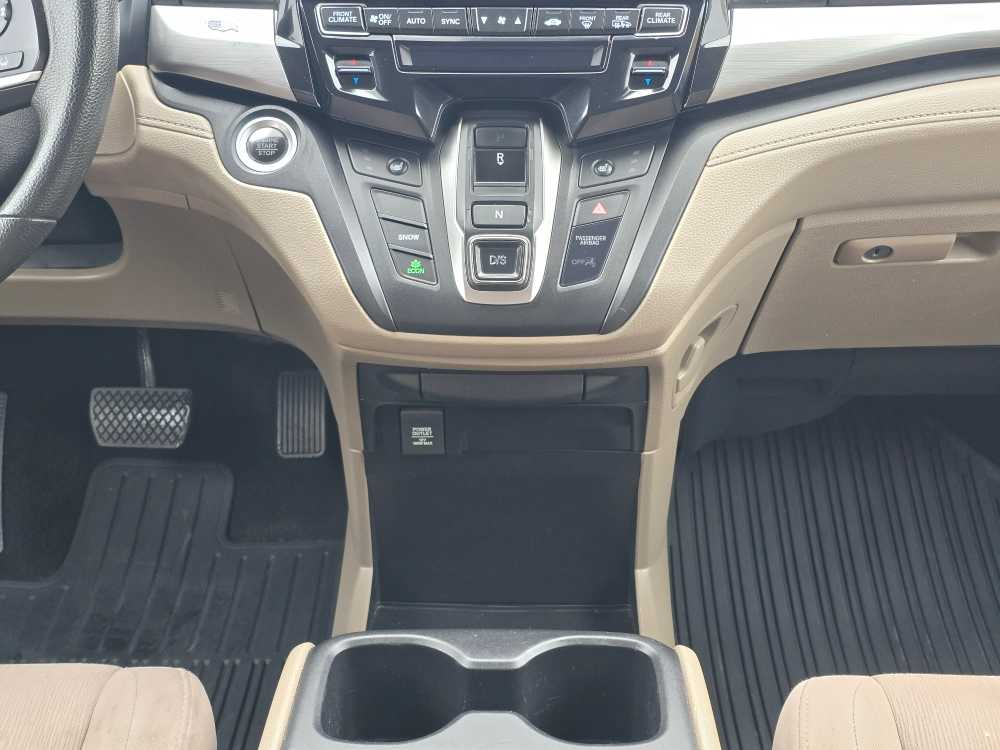 Thumbnail: 2019 Honda Odyssey - 13