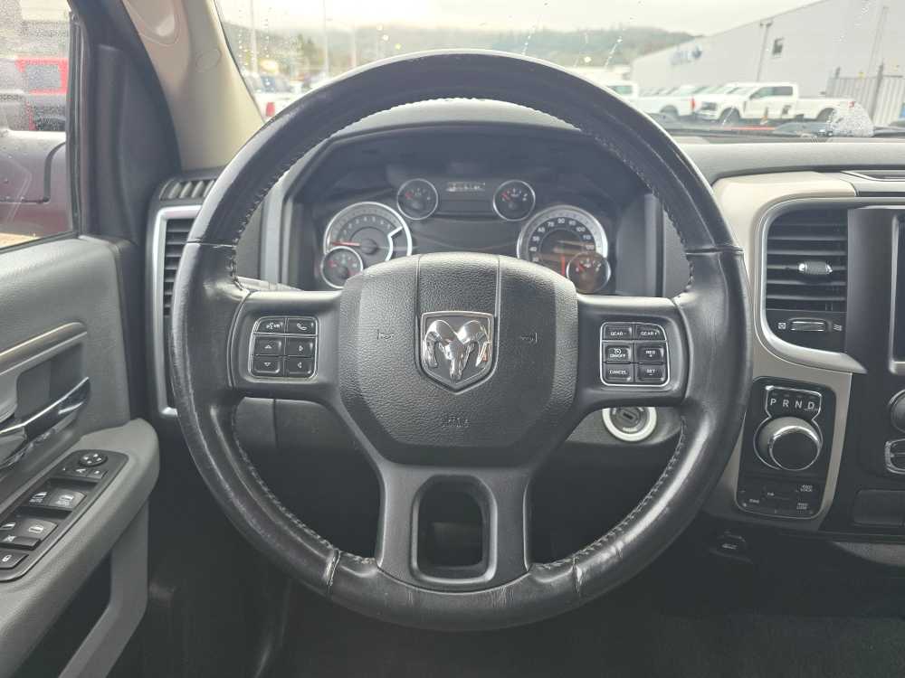 Thumbnail: 2019 RAM 1500 Classic - 12