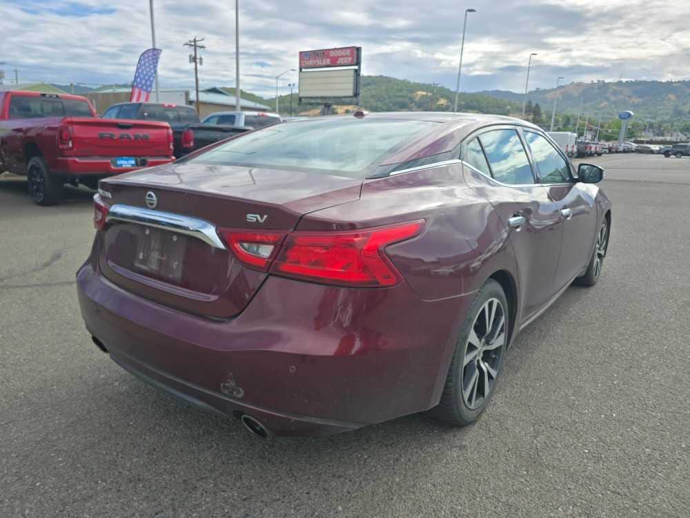 Thumbnail: 2018 Nissan Maxima - 16