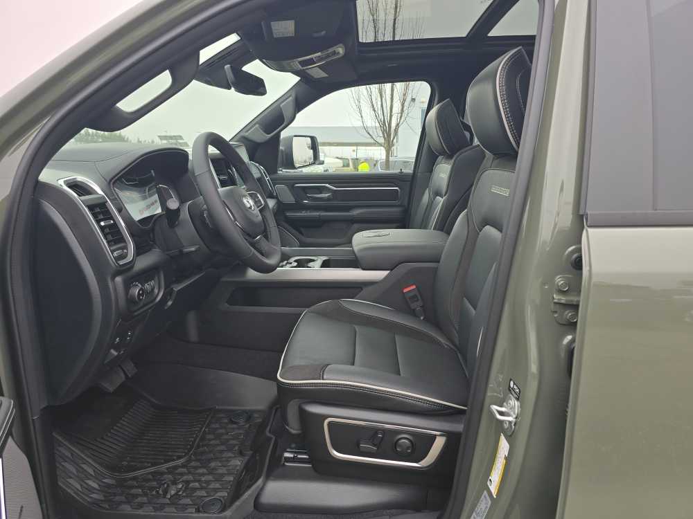 Thumbnail: 2026 RAM 1500 - 9