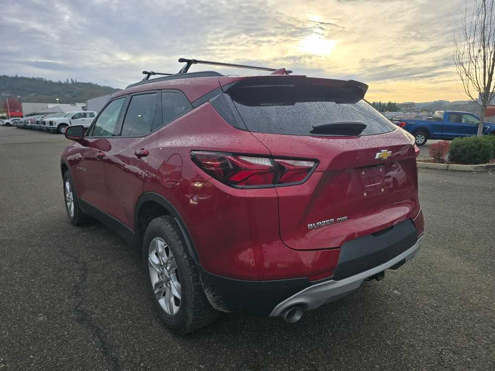 2019 Chevrolet Blazer Base 3LT photo 2