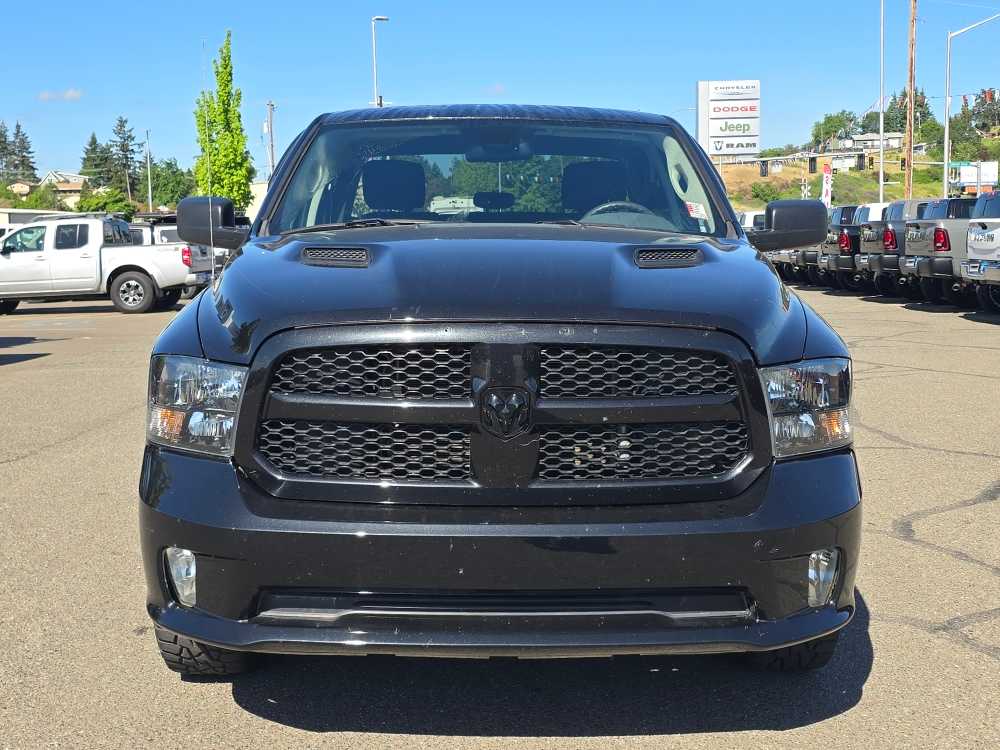 Thumbnail: 2019 RAM 1500 Classic - 5