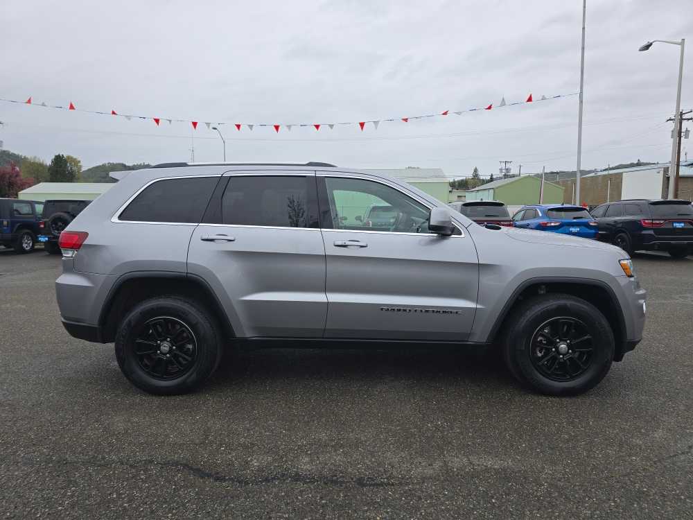 Thumbnail: 2020 Jeep Grand Cherokee - 6