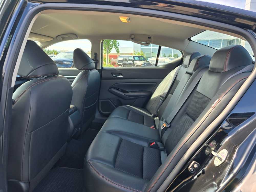2023 Nissan Altima SR 16