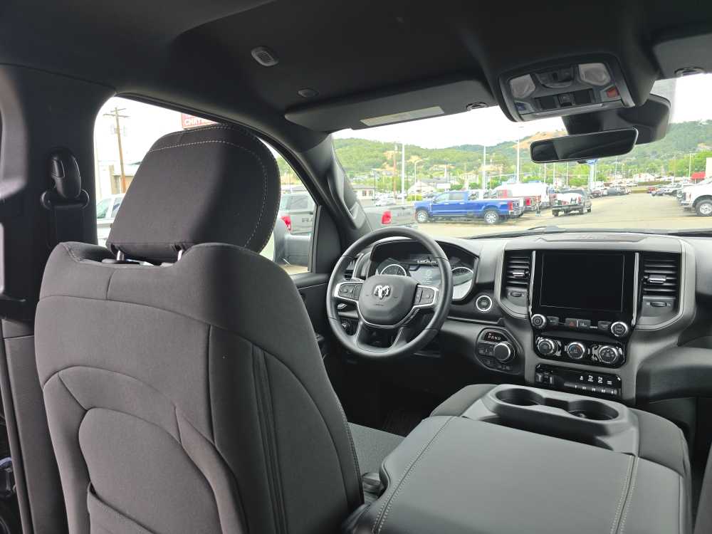 Thumbnail: 2026 RAM 1500 - 11