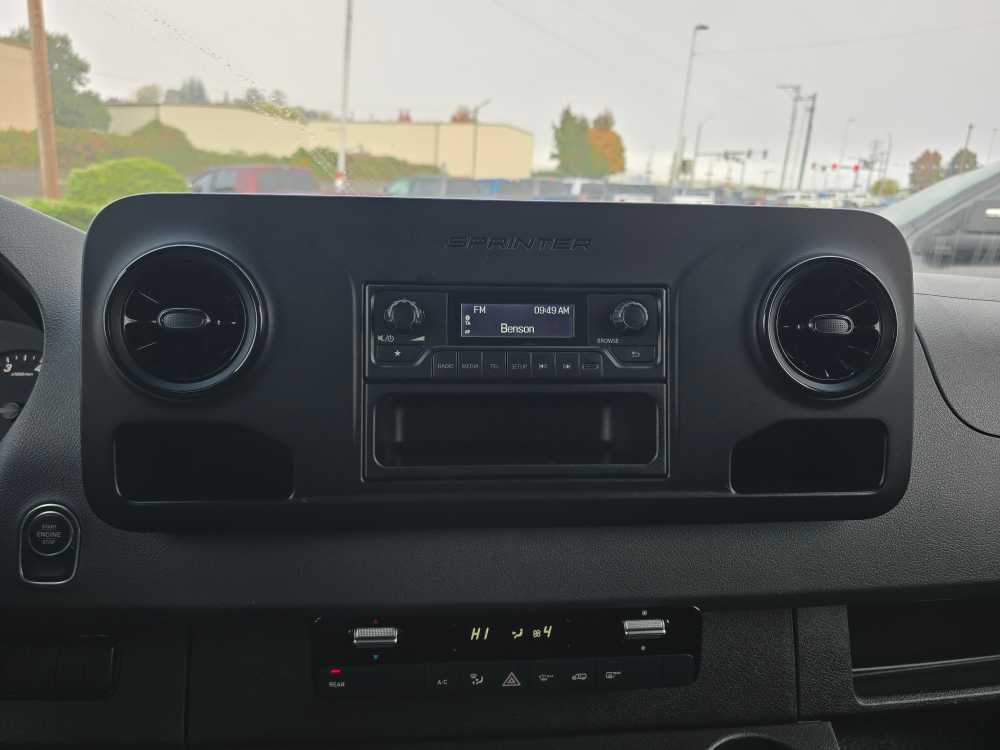 Thumbnail: 2021 Mercedes-Benz Sprinter - 12