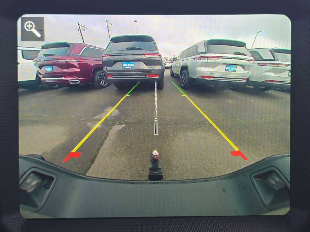 Thumbnail: 2021 Jeep Gladiator - 20