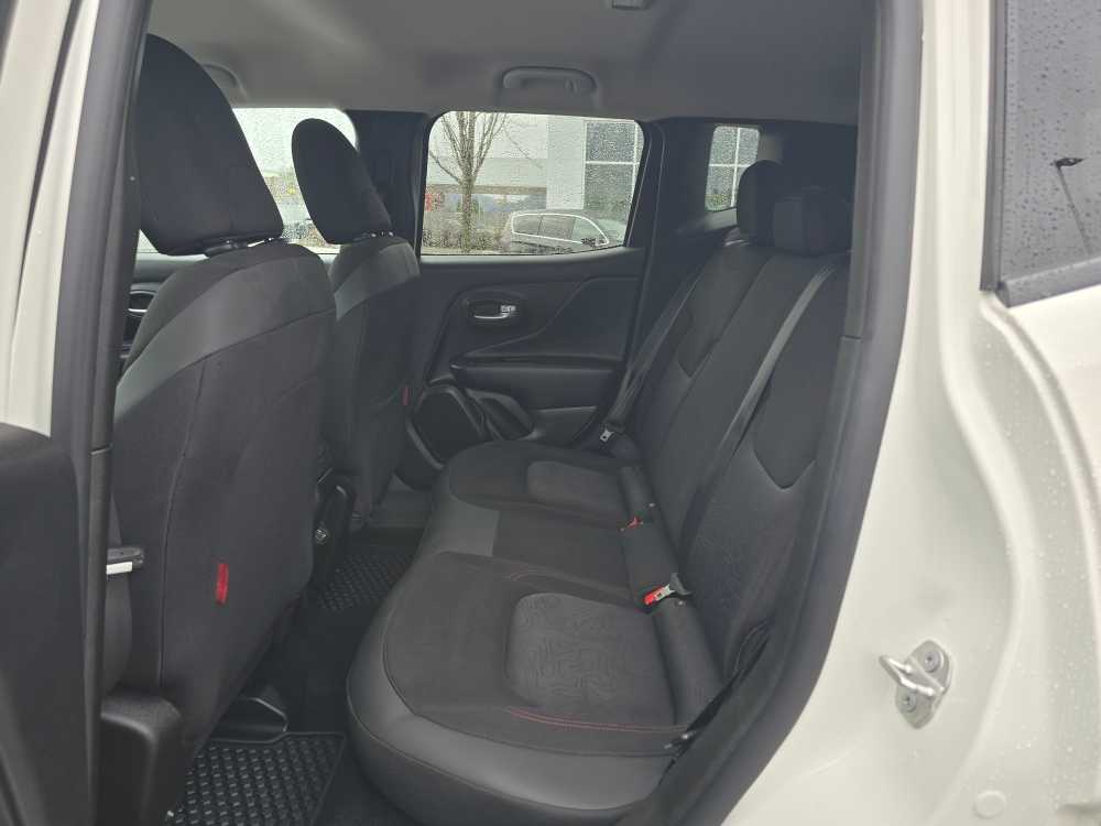 Thumbnail: 2023 Jeep Renegade - 16