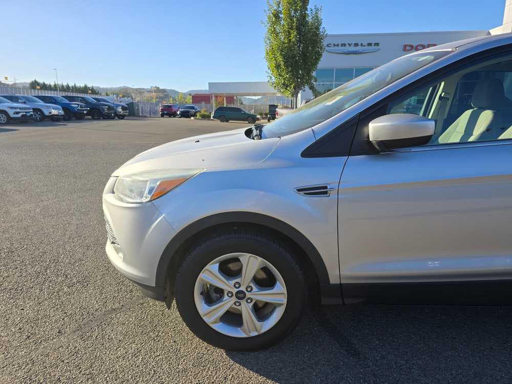 Thumbnail: 2015 Ford Escape - 6
