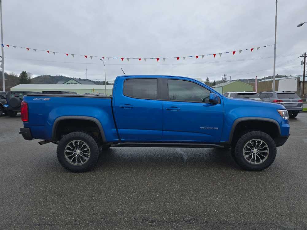 Thumbnail: 2022 Chevrolet Colorado - 6