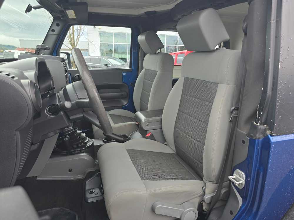 Thumbnail: 2010 Jeep Wrangler - 15