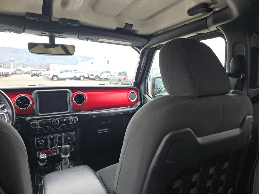 Thumbnail: 2021 Jeep Wrangler - 14