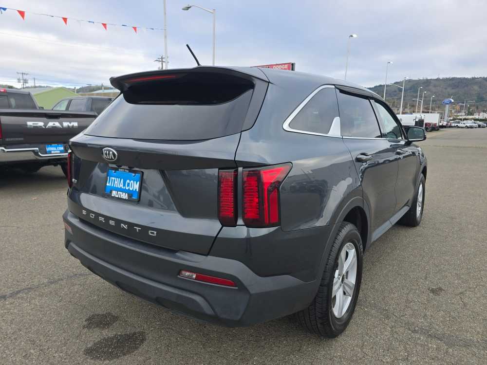 Thumbnail: 2021 Kia Sorento - 5