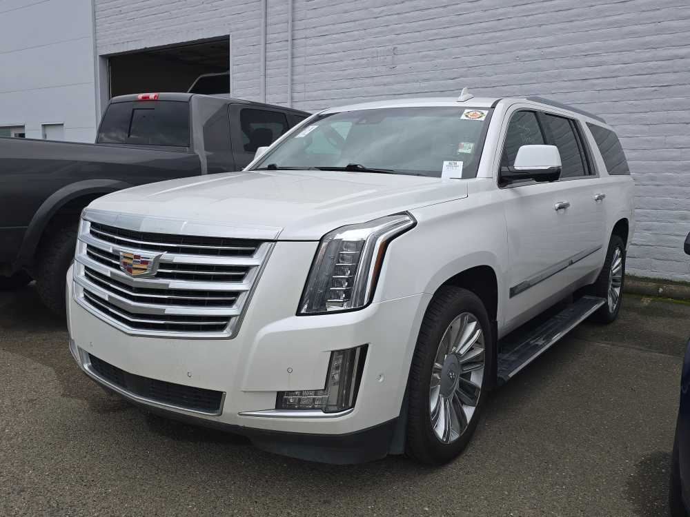 2019 Cadillac Escalade ESV Platinum's photo